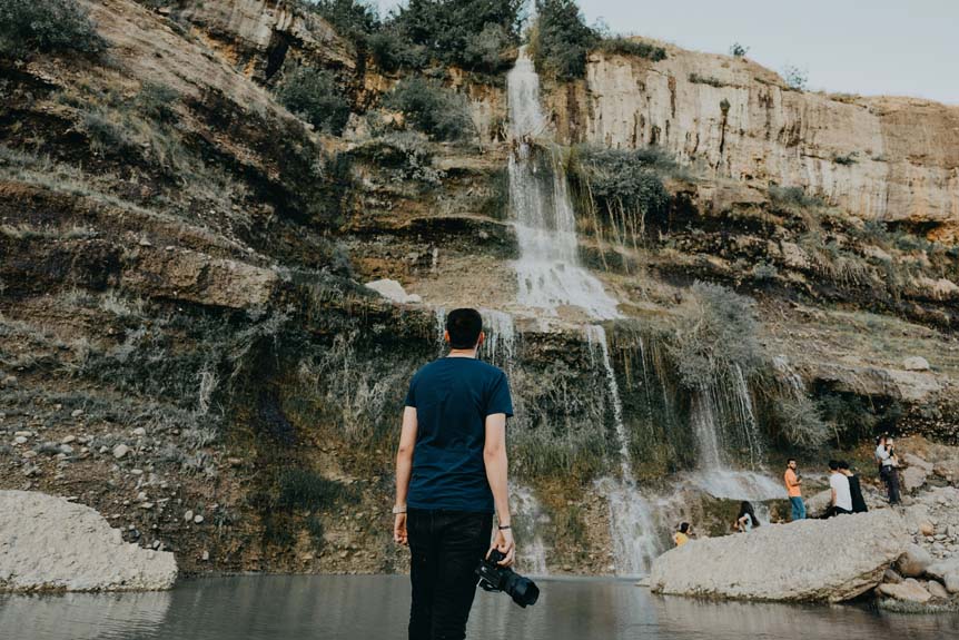 camera settings for shooting waterfalls and rivers